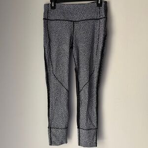 Lululemon Leggings Womens 8 Hit It 7/8 25" Frozen Fizz White Black Yoga Mesh
